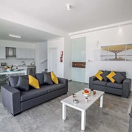Prol23, New And Modern 2bdr With Pool, Close To The 3*