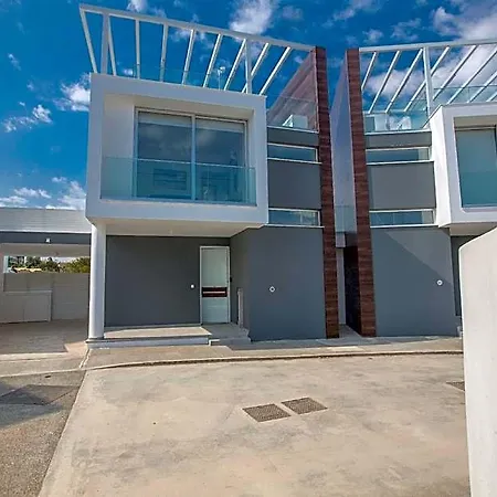 Prol23, New And Modern 2bdr With Pool, Close To The 3* Protaras